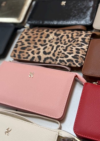 Pembe Deri Fermuarlı Kadın Clutch Cüzdan
