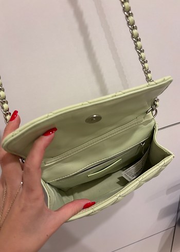 Bershka Bershka deri Zincir Detaylı Kadın Çanta
