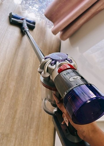 Dyson V8 Absolute Kablosuz Elektrikli Süpürge