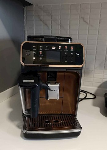 Philips Tam Otomatik Espresso Kahve Makinesi