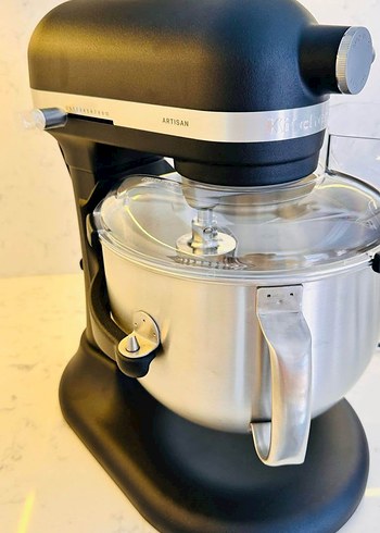  Beden KitchenAid Artisan Siyah Mutfak Mikseri