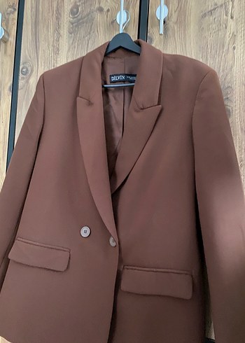 Dilvin Kadın Kahverengi Düğmeli Blazer