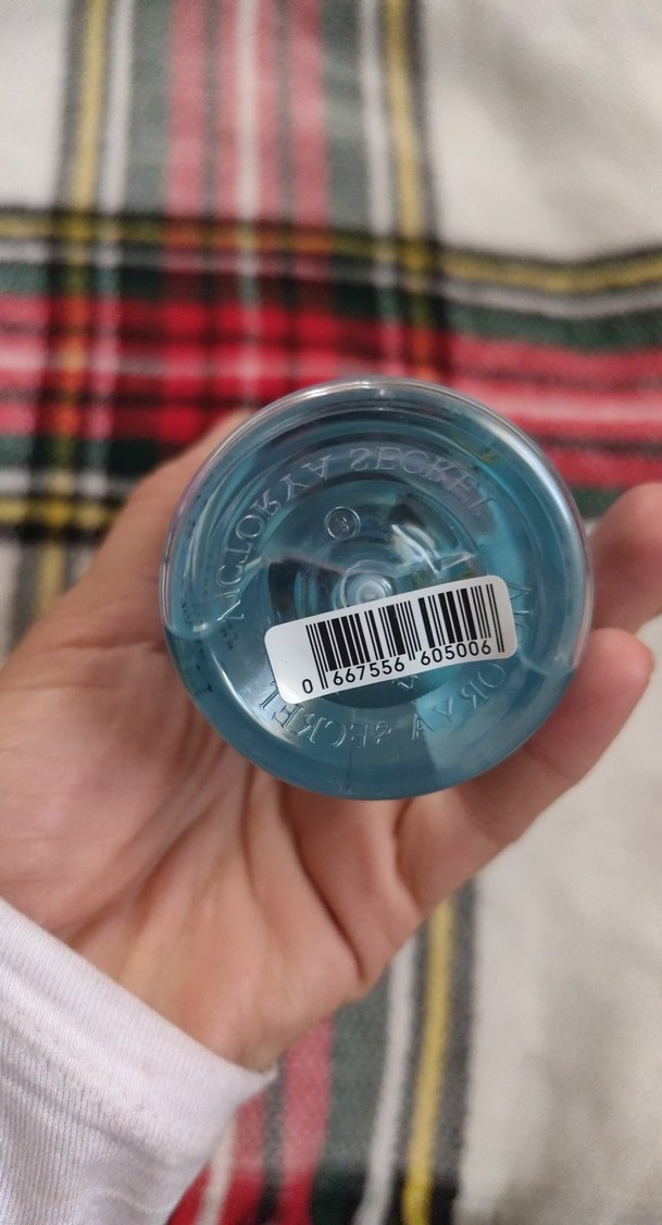 Victoria's Secret Aqua Kiss Parfüm Spreyi 250 ml - Görsel 3