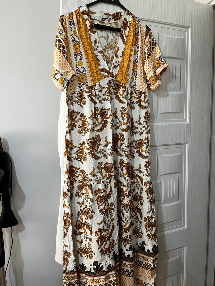 Bohem Uzun Desenli V Yaka Elbise - Görsel 2