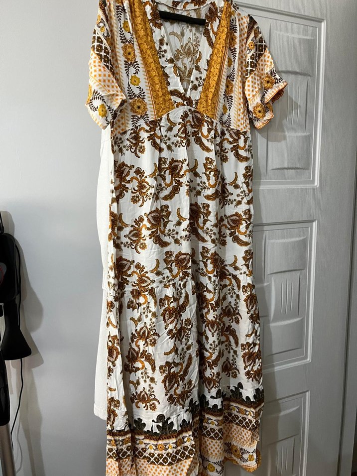 Bohem Uzun Desenli V Yaka Elbise - Görsel 3