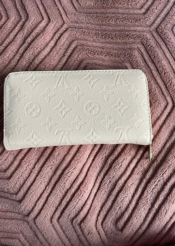 Beyaz Deri Fermuarlı Kadın Cüzdanı - Görsel 3