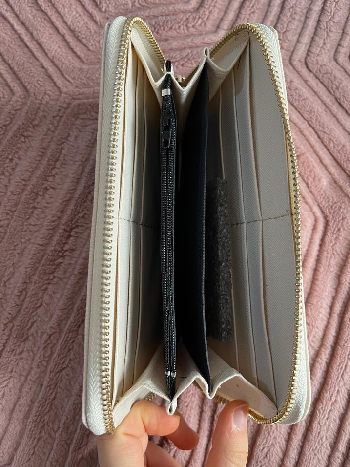 Beyaz Deri Fermuarlı Kadın Cüzdanı - Görsel 4