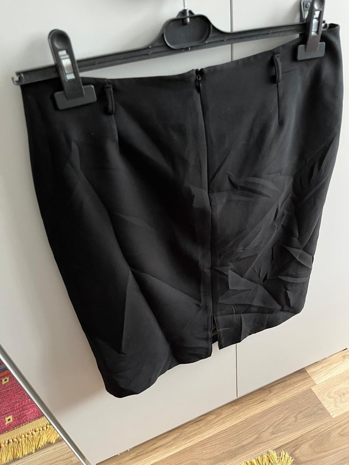 Siyah Kemerli Mini Etek - Görsel 3