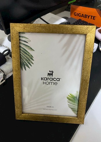 Altın Renkli Karaca Home Çerçeve