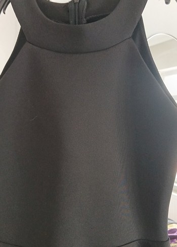 36 Beden Siyah Midi Strappy Yaka Pilili Elbise