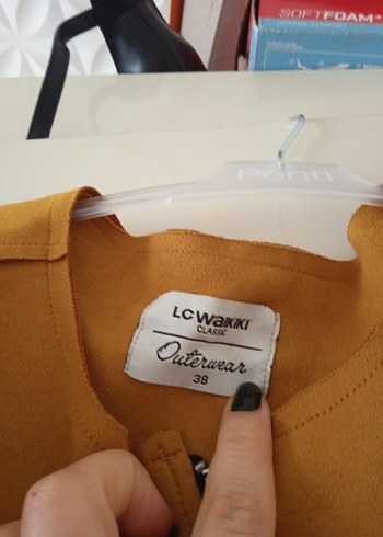 LC Waikiki Sarı Süet Fermuarlı Kadın Ceket