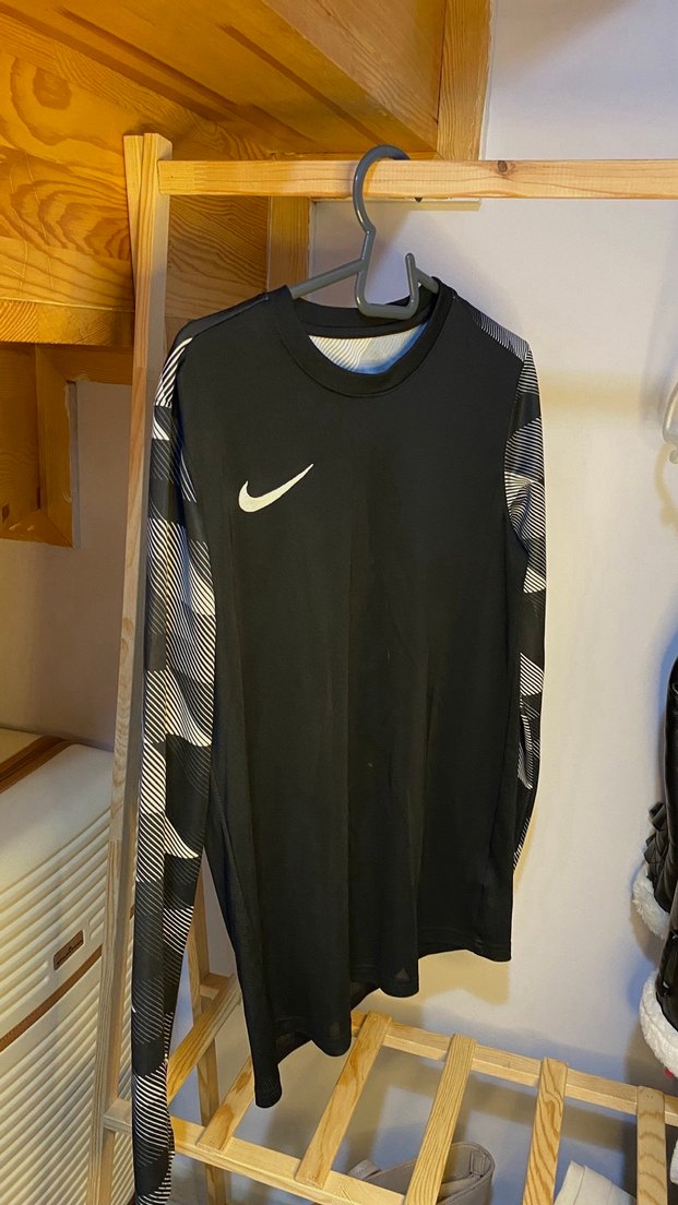 Orjinal Nike sporcu üstü - Görsel 2