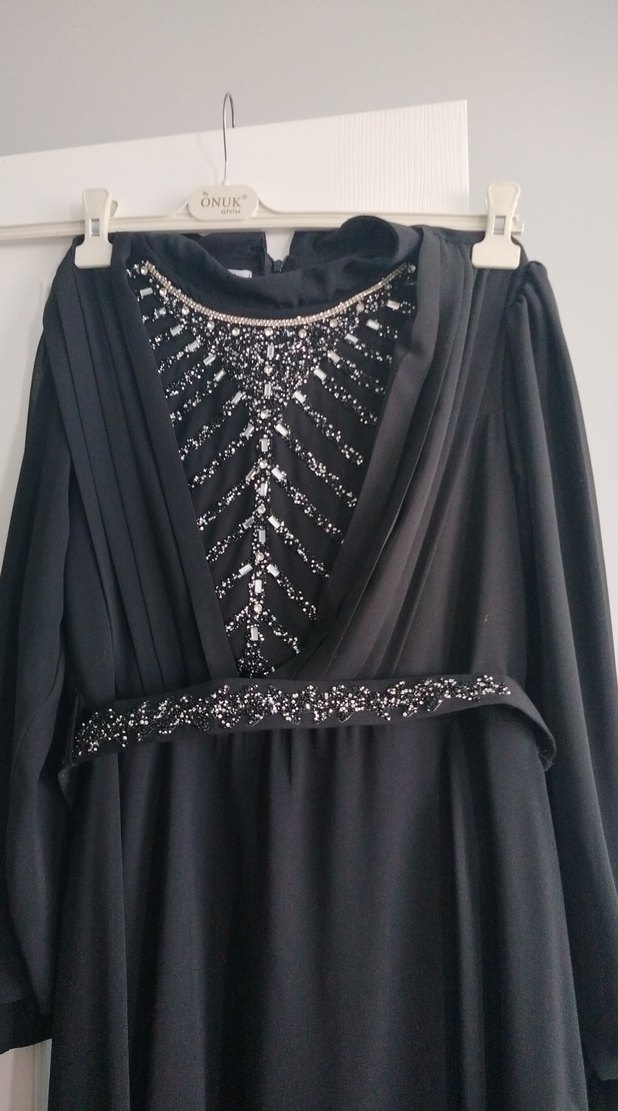 Uzun Siyah Gotik Nakışlı Kadın Elbise - Görsel 3