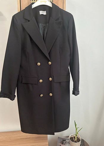 Düğmeli Siyah Kadın Uzun Blazer Ceket