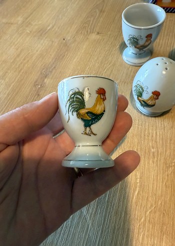 American Vintage Beyaz Tavuk Desenli 4 Lü Yumurta Kasesi Seti