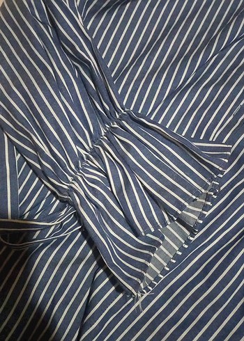 Mavi Çizgili Pilili Midi Kadın Gömlek - Görsel 4