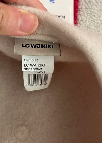  Beden LC WAIKIKI RESSAM ŞAPKASI