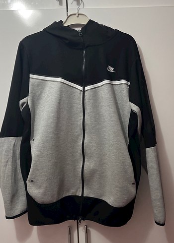 xxl Beden orijinal nike hırka