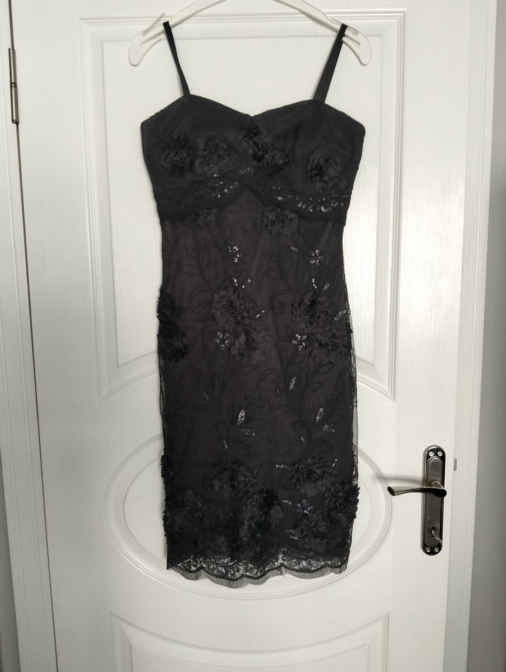 Siyah Dantel İşlemeli Midi Elbise - Görsel 2