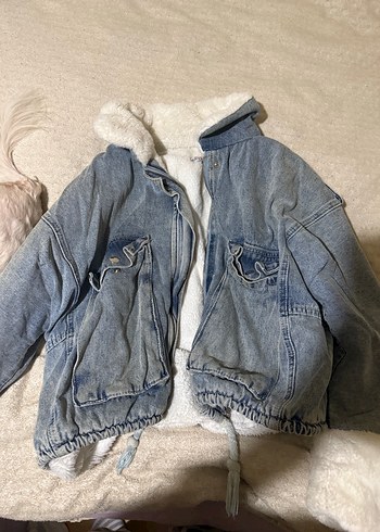 Peluş Detaylı Gri Kadın Kot Ceket - Görsel 2