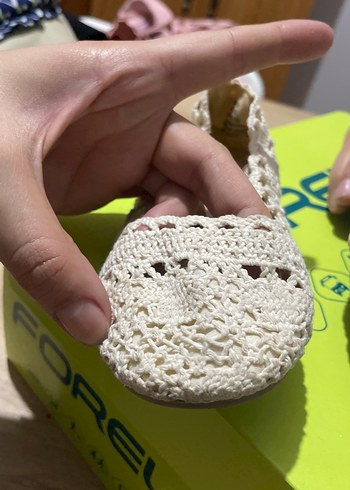 Kız Çocuk Beyaz Dantel Örgü Babet - Görsel 3