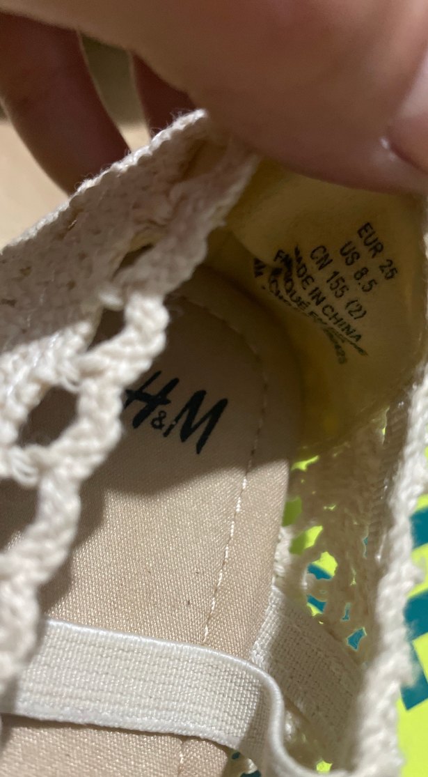 Kız Çocuk Beyaz Dantel Örgü Babet - Görsel 2