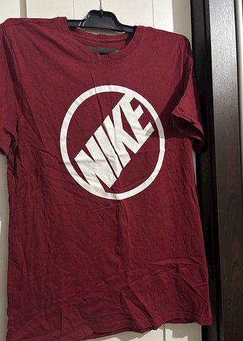 Nike m