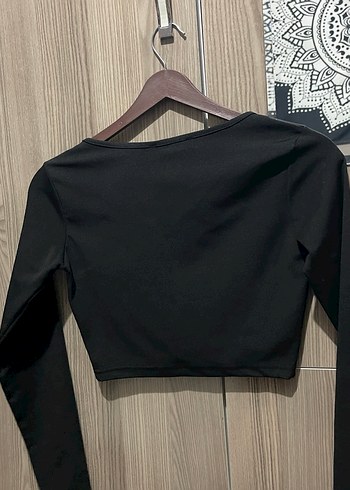 s Beden Siyah Uzun Kollu Crop Bluz