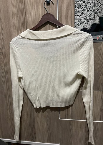 H&M Düğmeli Beyaz V Yaka Kadın Bluz