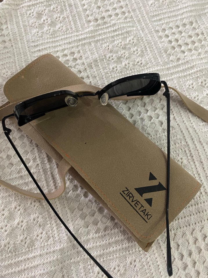 Siyah Kadın Sokak Stili Gözlüğü - Görsel 2