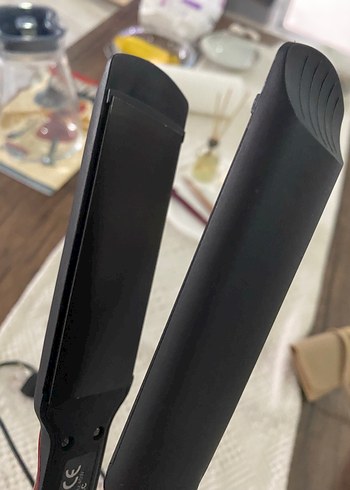 Kırmızı Insua Saç Düzleştirici - Görsel 4