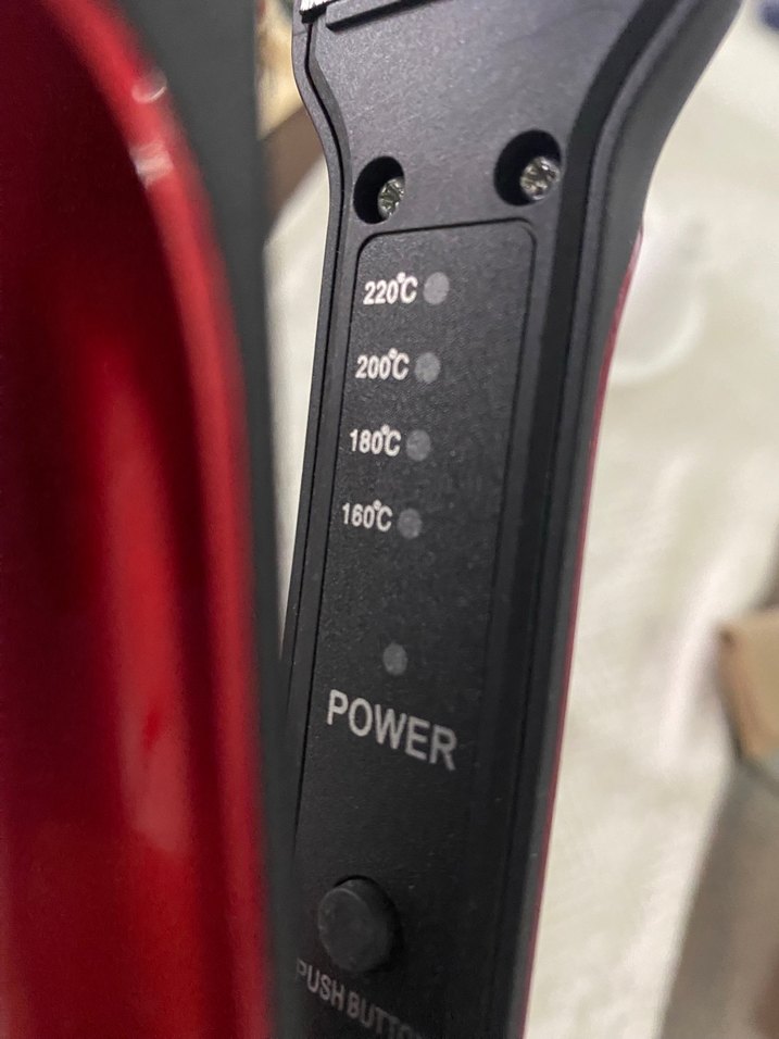 Kırmızı Insua Saç Düzleştirici - Görsel 3