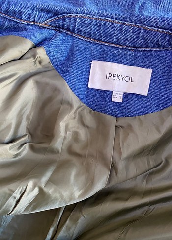 38 Beden İPEKYOL Düğmeli Mavi Denim Kadın Ceket