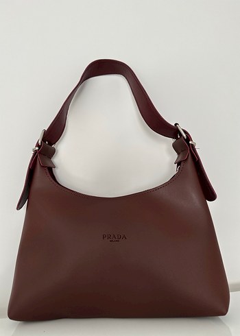 Prada Çanta