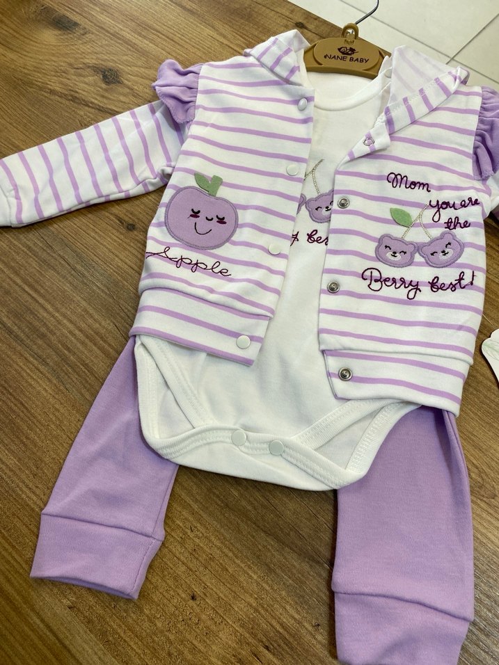 Düğmeli Mor Bebek Hastane Kıyafeti - Görsel 3