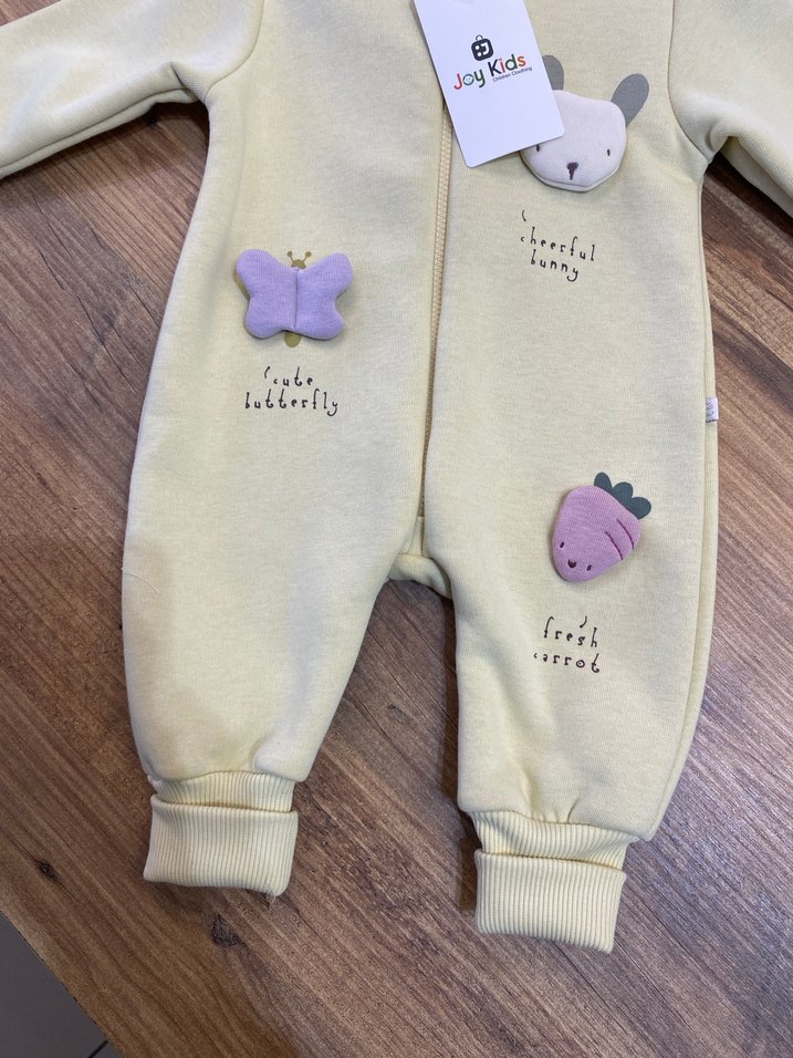 Sarı Örgü Desenli Bebek Kız Tulumu - Görsel 3