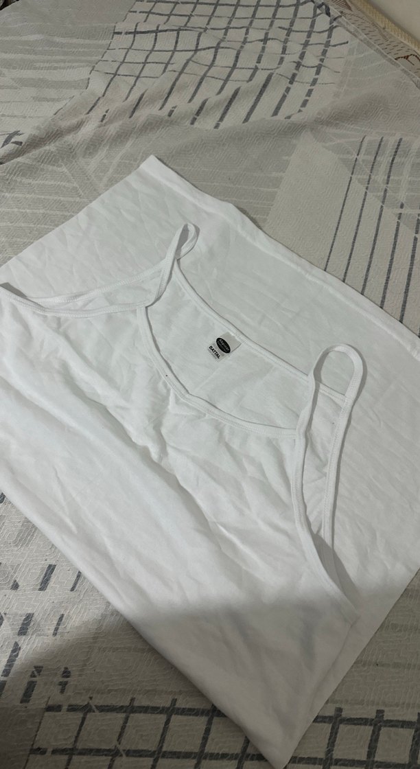 Beyaz Kolsuz Basic Kadın Atlet - Görsel 3