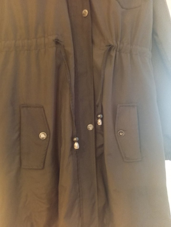 Siyah Düğmeli Uzun Kadın Ceket - Görsel 4