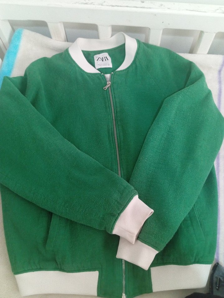 arkası baskılı zara marka yeşil ceket - Görsel 3