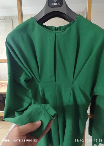 Uzun Kollu Yeşil Kadın Elbise - Görsel 4