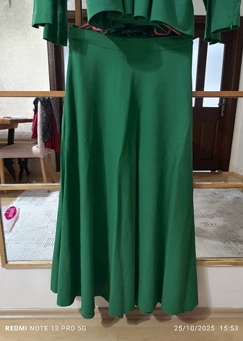 Uzun Kollu Yeşil Kadın Elbise - Görsel 2