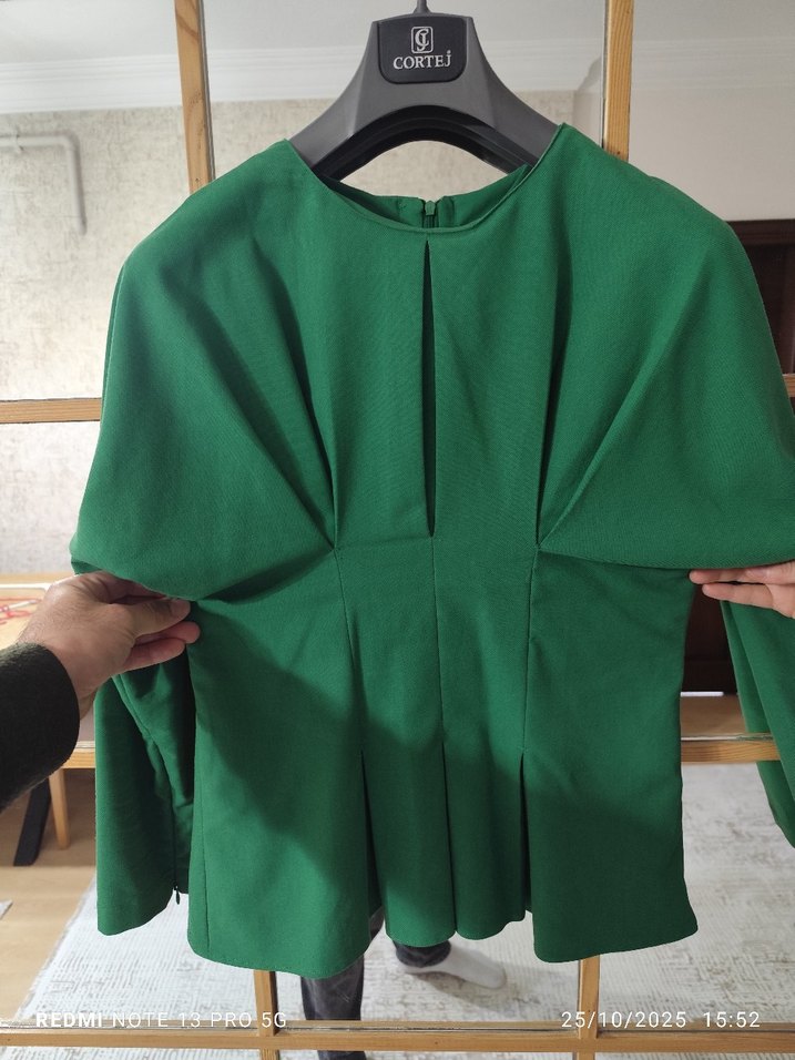 Uzun Kollu Yeşil Kadın Elbise - Görsel 5