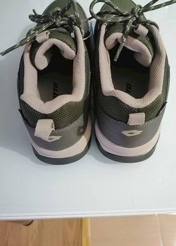 ORJİNAL LOTTO SU GEÇİRMEZ SPOR AYAKKABI - Görsel 3