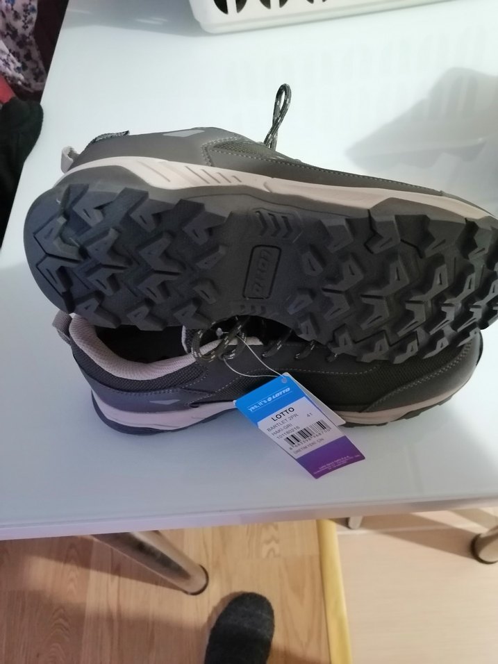 ORJİNAL LOTTO SU GEÇİRMEZ SPOR AYAKKABI - Görsel 4