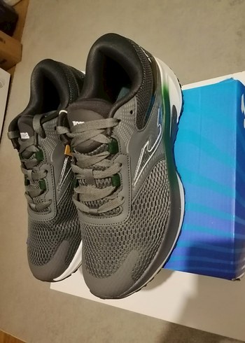 JOMA Gri Erkek Koşu ve Antrenman Ayakkabısı - Görsel 2