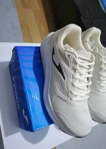 Joma Beyaz Bağcıklı UNİSEX Spor Ayakkabı - Görsel 3