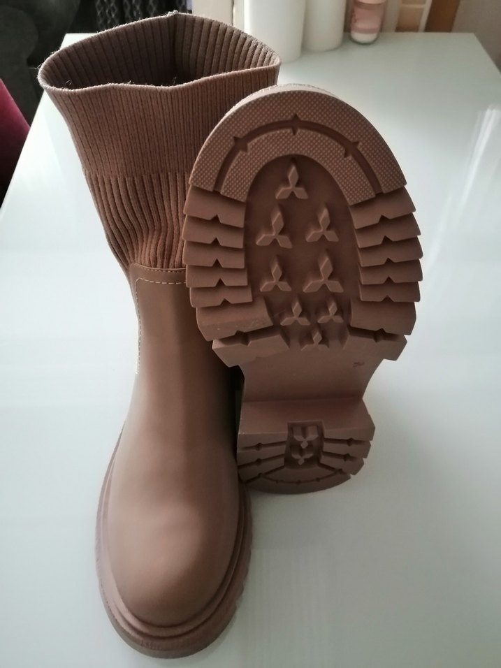 BEJ ÇORAPLI BAYAN BOT 40 NUMARA - Görsel 4