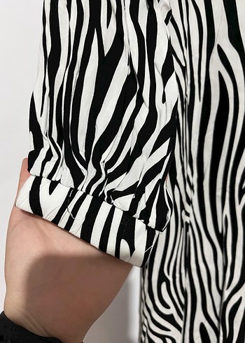 Zebra Desenli Uzun Kadın Elbise - Görsel 2