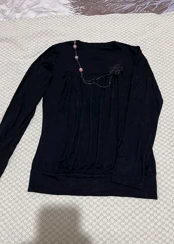 Zincir Detaylı Siyah Uzun Kollu Bluz - Görsel 3