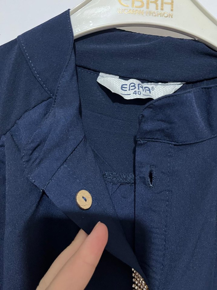 Zincir Detaylı Uzun Kollu Lacivert Tunik Butik Ürünü - Görsel 3